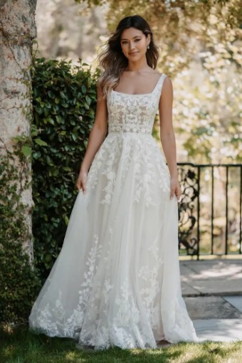 Allure Bridals 9900 #0 default Lt. Champagne/Ivory/Nude thumbnail