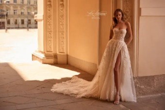 La Femme B1381 #4 Ivory/Latte thumbnail