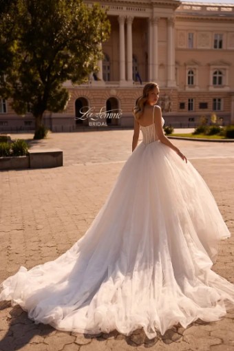 La Femme B1386 #5 default Ivory/Latte thumbnail