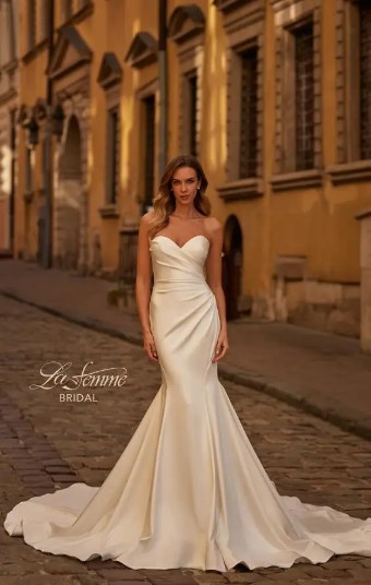 La Femme B1438 #0 default Ivory thumbnail