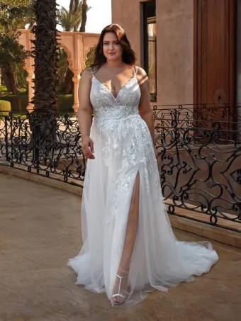 Pronovias Sale Kansai* #0 default Off White/Vanilla thumbnail