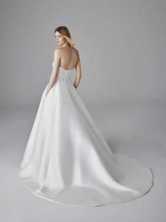 Pronovias Galen #2 default Off White thumbnail