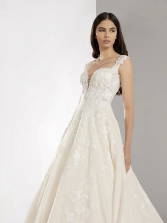 Pronovias Sale EVER #2 Off White/Light Beige thumbnail