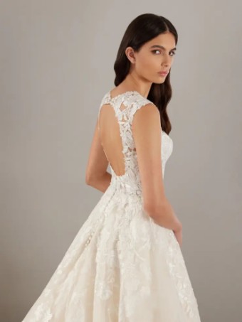 Pronovias Sale EVER #4 default Off White/Light Beige thumbnail
