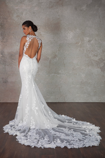 Essense of Australia Sale D4141 #1 (IV-IV) Ivory Lace and Tulle over Ivory Gown thumbnail