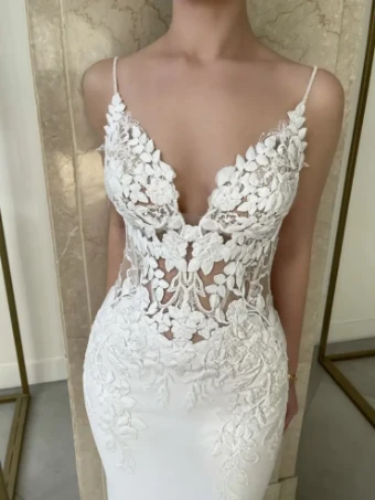 Enzoani Pearl #1 Ivory/Nude thumbnail