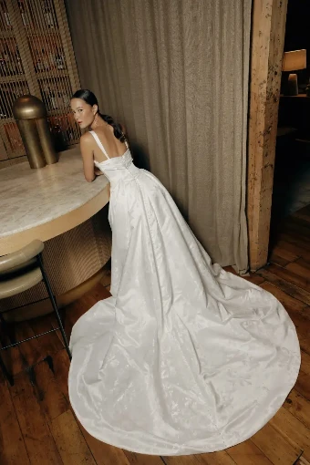 Hera Couture Napier #1 Ivory thumbnail