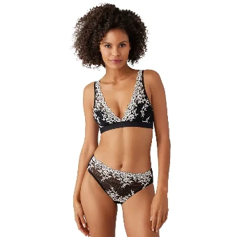 Pillow Talk Embrace Lace® Wire Free Bralette (852191) #0 default Black thumbnail