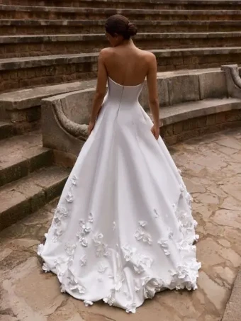 Pronovias Catrey #1 default Off White thumbnail