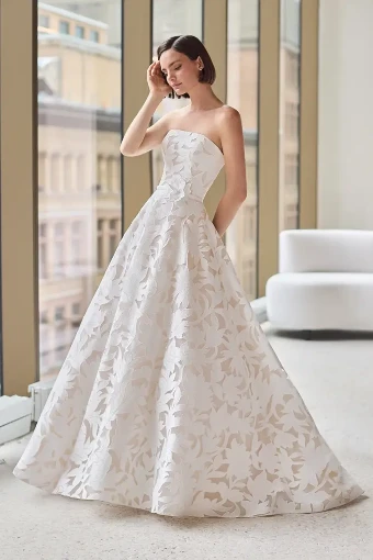 Paloma Blanca P5212 #0 default Natural Lace/Natural Lining thumbnail