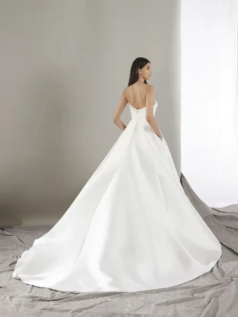 Pronovias Sale KEONI #1 Off White thumbnail