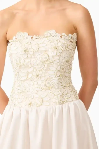 Elliatt Blossia Gown #2 default Ivory/Gold thumbnail