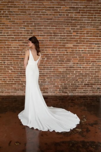 Essense of Australia D3802 #1 (IV-PL) Ivory Gown w Porcelain Tulle Plunge thumbnail