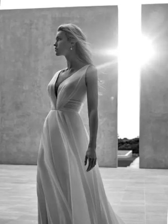 Pronovias Asmara #5 default Off White thumbnail