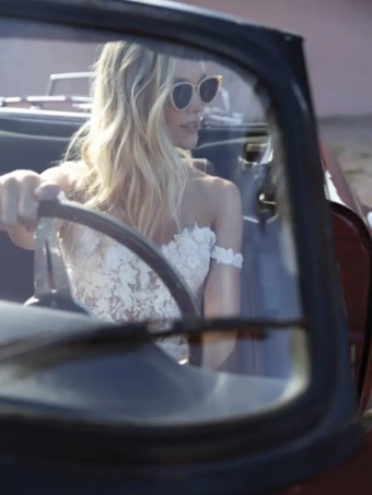 Pronovias Phuket #2 Off White/Nude/Light Beige thumbnail