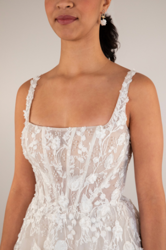Essense of Australia D4030 #2 (IV-IVR) IVORY LACE TULLE AND ROYAL ORGANZA OVER IVORY GOWN thumbnail