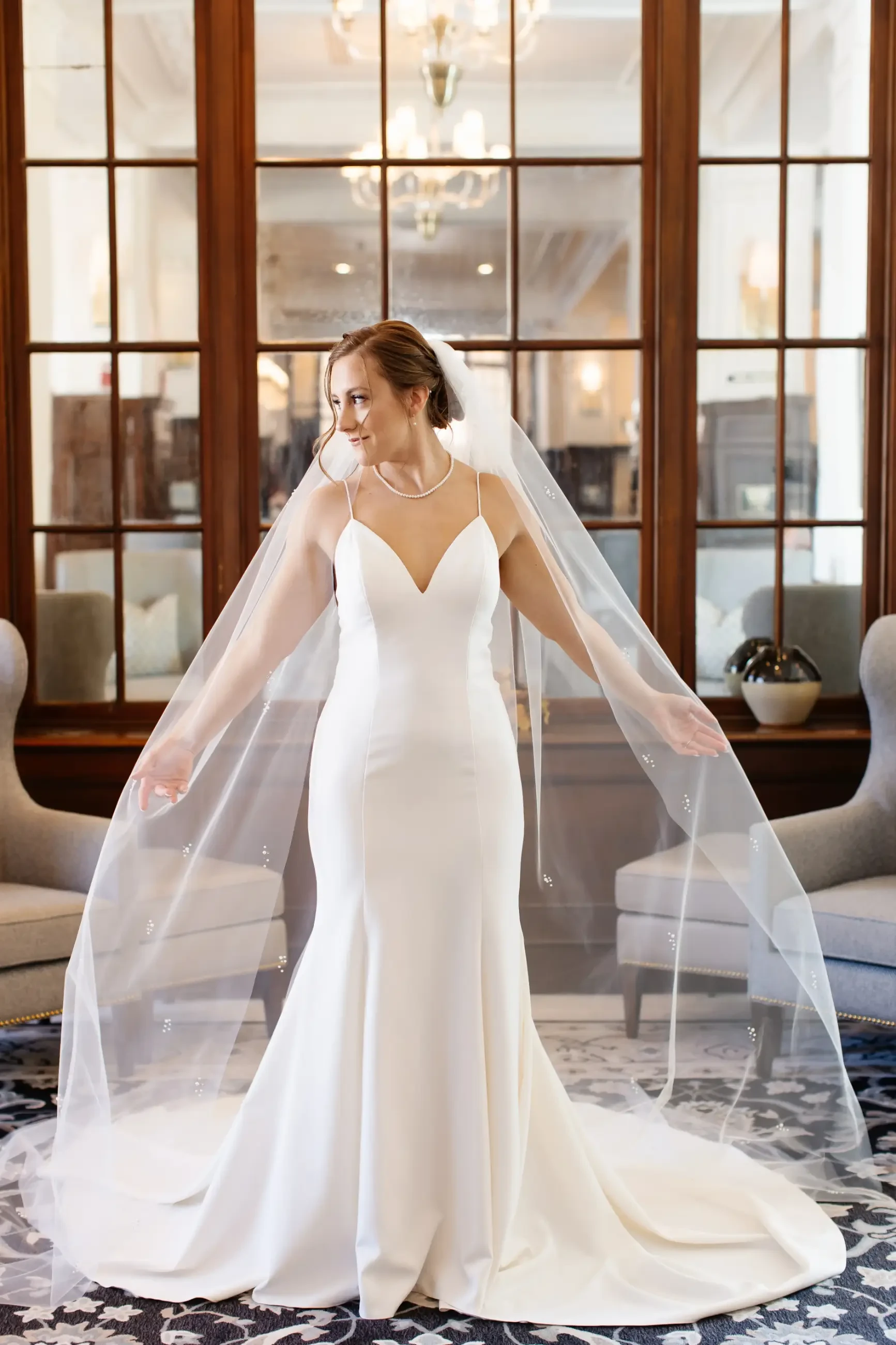 Elizabeth & Matthew. Mobile Image