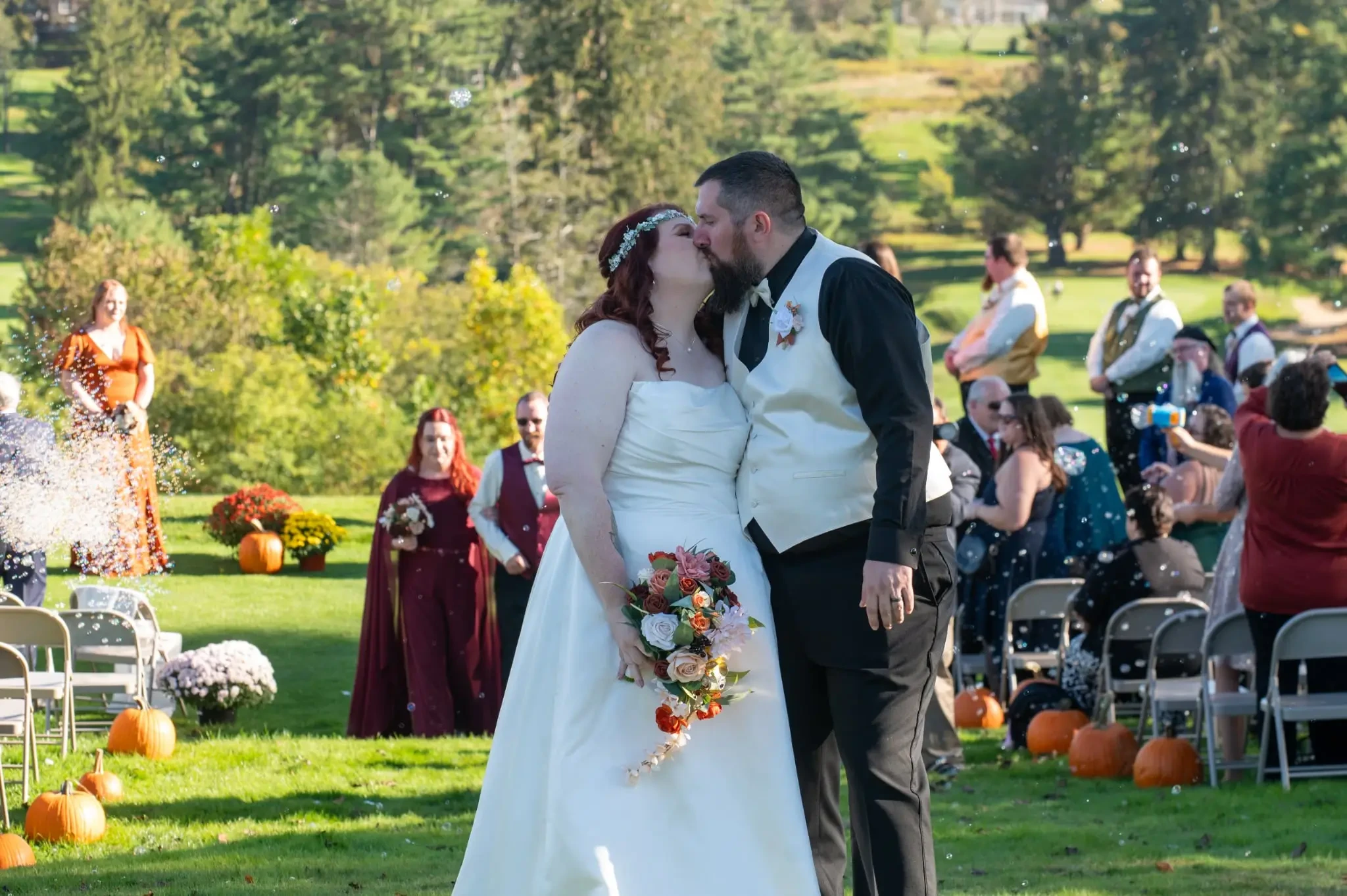 Mary & John. Desktop Image